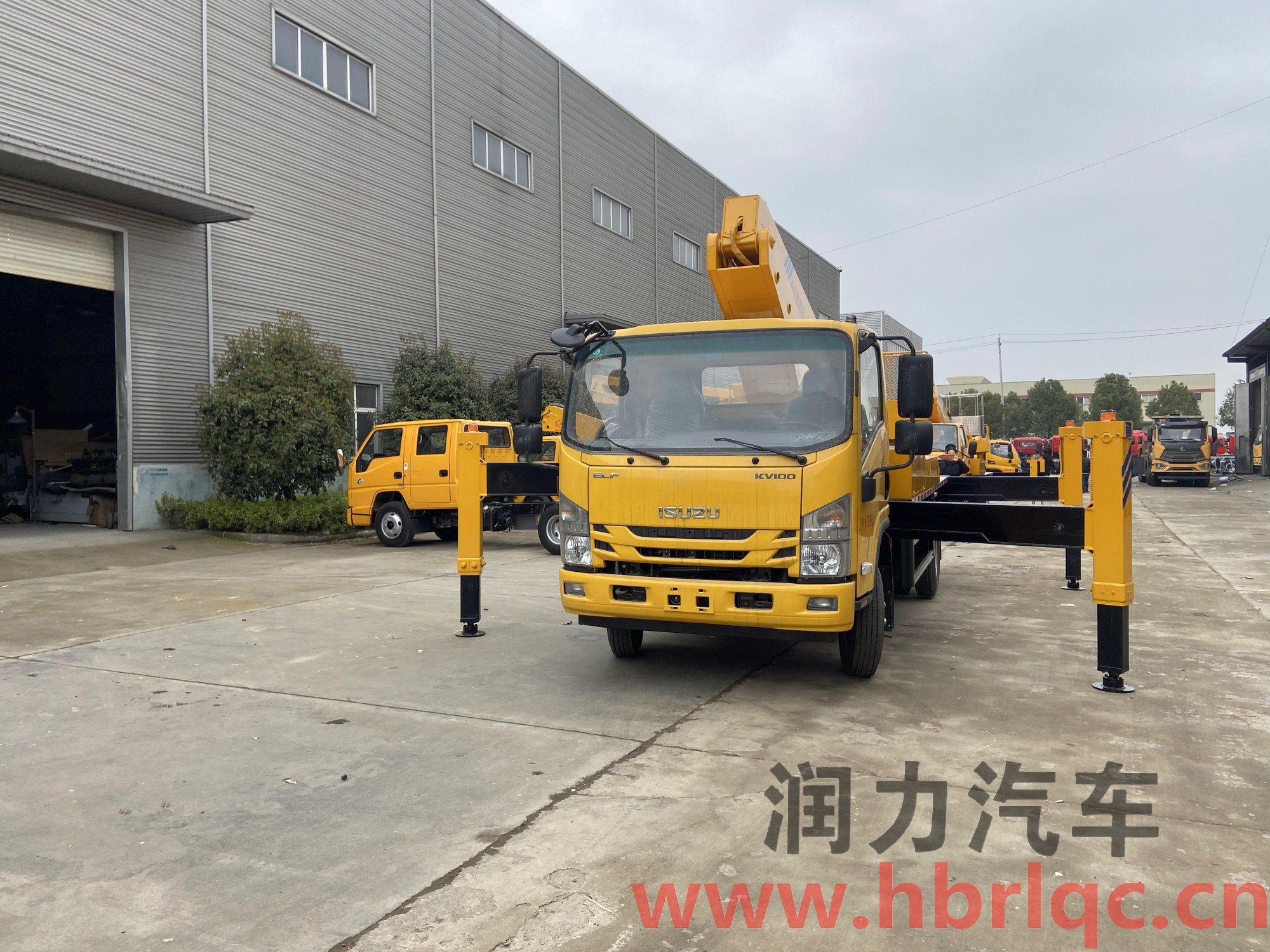 25米黃牌直臂（慶鈴）高空作業(yè)車(chē)